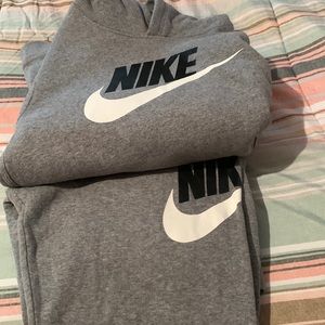 Nike sweat suit